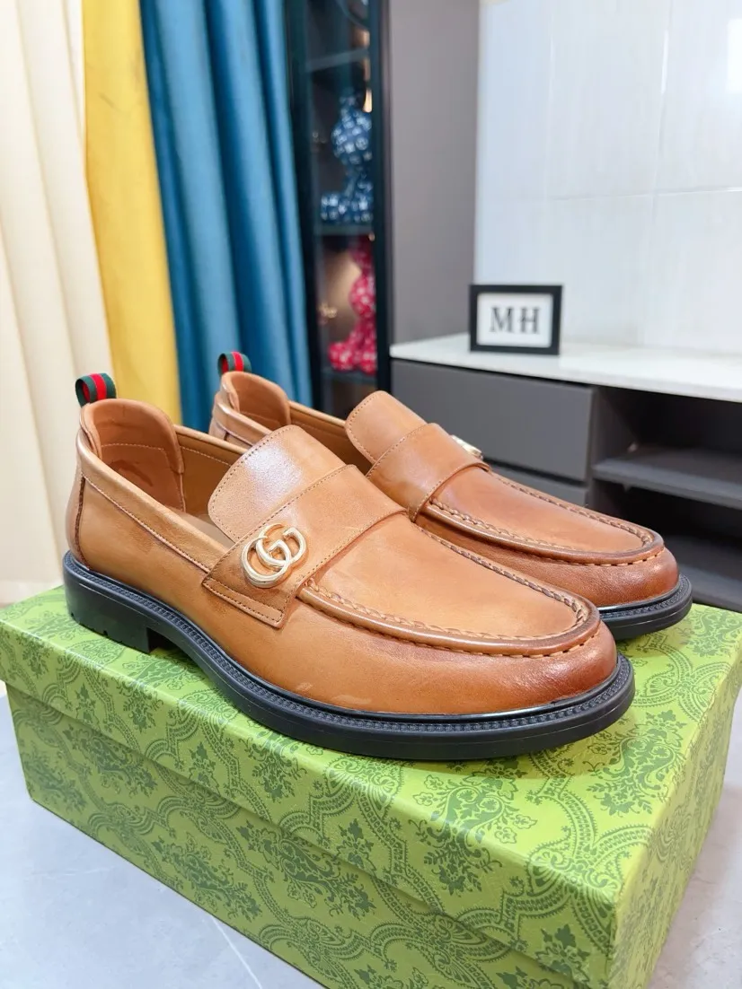 Men's shoes 💰500🌹🌹[GUCCI Gucci] A new style of formal men's leather shoes is coming ~ The original quality upper is made of Italian cowhide➕The leather is soft and delicate, comfortable and soft. The top layer of genuine leather, rubber wear-resistant outsole, the shoe shape is dignified and domineering, and the luxury charm is not concealed! The natural and free nouveau riche leads the trend. Code number: 38-44